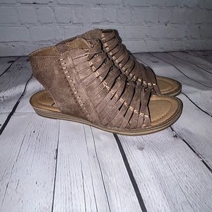 Brand new Blowfish gladiator sandals.